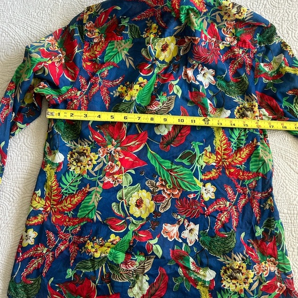 Talbots NWT Floral Blue Red Yellow Button Down Blouse With Under Shirt MP - Picture 6 of 9